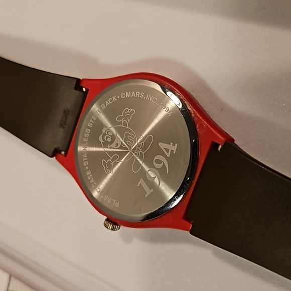 New M&M Character Watch And 1994 M&M Fun Watch Special Edition - Picture 6 of 13